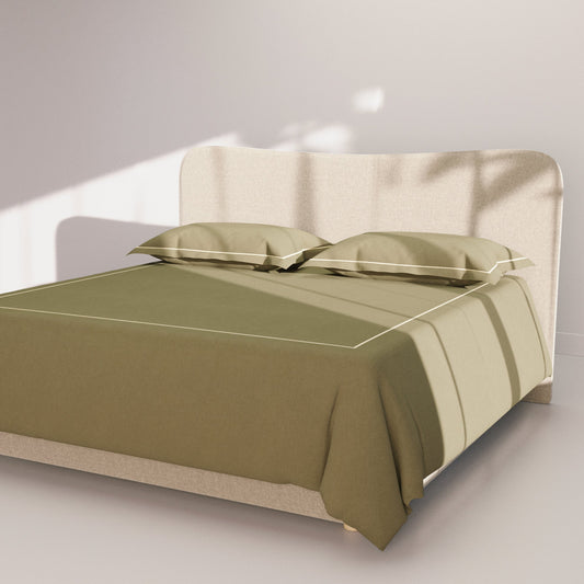 Completo copripiumino di raso di cotone di colore verde con bordi bianchi